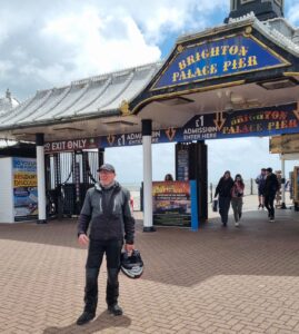 Ton voor de pier in Brighton.